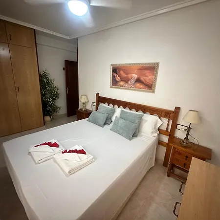 Homely Habaneras شقة